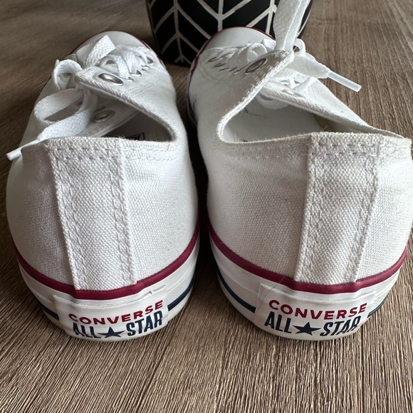 Converse Chuck Taylor All-Star Canvas Low-
Top Sneakers White Women's 9 - Picture 8 of 15